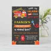 Firetruck Fire Engine verjaardagsfeest uitnodiging (Staand voorkant)