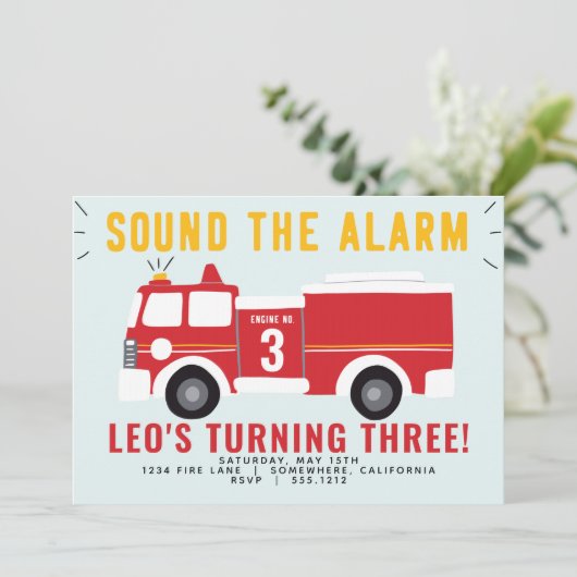FIRETRUCK INVITE KAART (Staand voorkant)