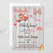 Firetrucks or Bows gender reveal invitation. Kaart (Voorkant / Achterkant)