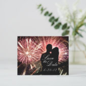 Fireworks Couple Kississer Silhouette Aankondigingskaart (Staand voorkant)