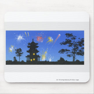 Fireworks-display en silhouette van pagode muismat