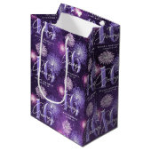 Fireworks Sweet 16 Paarse ID984 Medium Cadeauzakje (Voorkant Gekanteld)