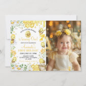 First Bee Day Floral Honey Bee Birthday Invitation Bedankkaart (Voorkant)