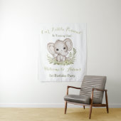 First Birthday Boy Elephant Welcome Sign Tapestry Wandkleed (In situ)