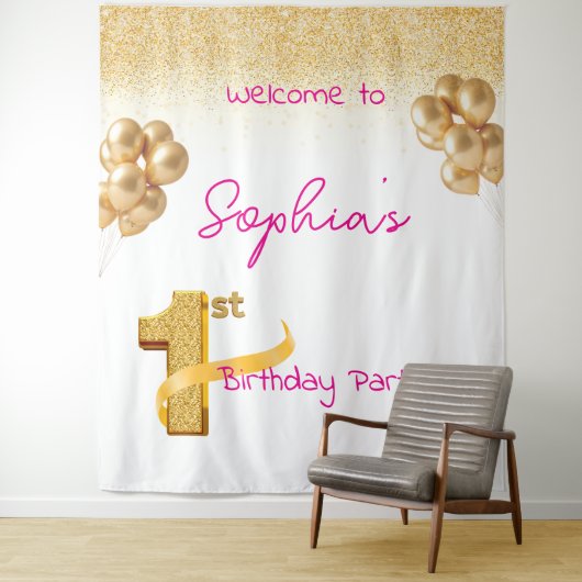 First Birthday Tapestry Wandkleed (In situ)