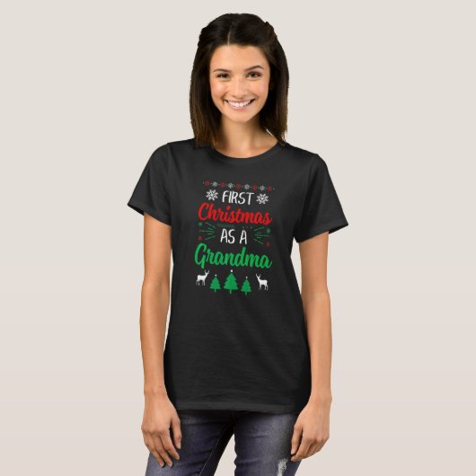 First Christmas As A Grandma Xmas First Time Gran T-shirt (Voorkant volledig)