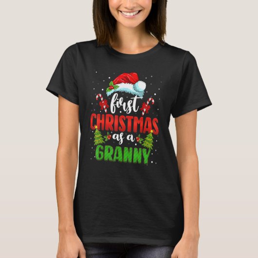 First Christmas As A Granny Santa Gender Reveal Ch T-shirt (Voorkant)