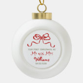 First Christmas As Mr and Mrs Bow Keramische Bal Ornament (Voorkant)