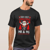 First Christmas As Mr and Mrs  Christmas Couples M T-shirt (Voorkant)