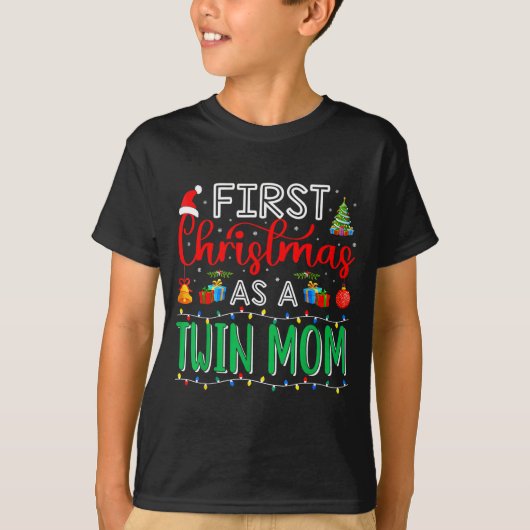 First Christmas As Twin Mom Family Matching New Tw T-shirt (Voorkant)