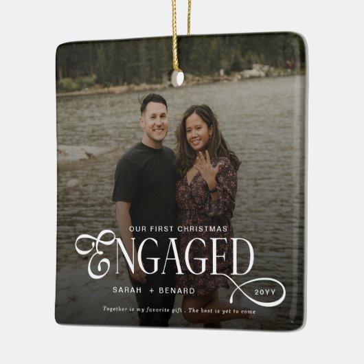 First Christmas Engaged  Chic Couples Photo Keramisch Ornament (Links)