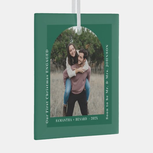 First Christmas Engaged Couples Photo Arch Glas Ornament (Voorkant Rechts)