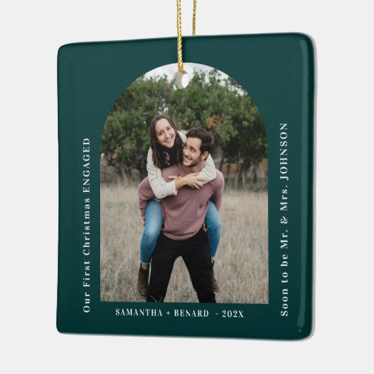First Christmas Engaged Couples Photo Arch Keramisch Ornament (Links)