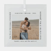 First Christmas Engaged  Couples Photo Glas Ornament (Voorkant)