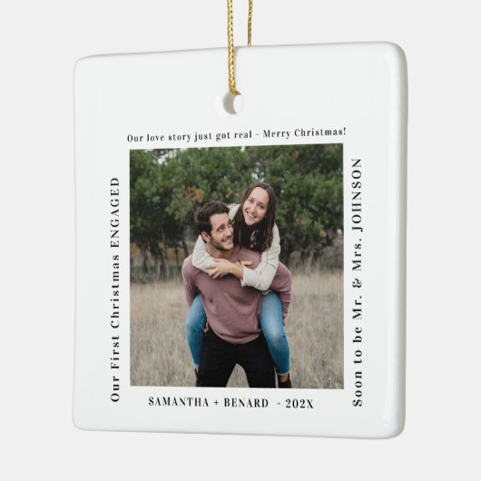 First Christmas Engaged Couples Photo Keramisch Ornament (Links)