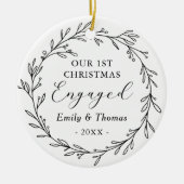 First Christmas Engaged Floral Botanical Wreath Keramisch Ornament (Voorkant)
