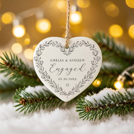 First Christmas Engaged Floral Botanical  Wreath Keramisch Ornament