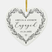 First Christmas Engaged Floral Botanical Wreath Keramisch Ornament (Voorkant)