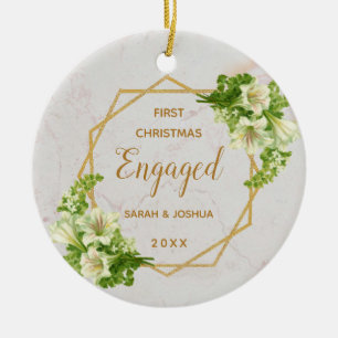 First Christmas Engaged Gold Marble White Lilies Keramisch Ornament