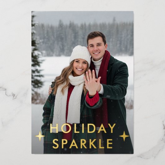 First Christmas Engaged Photo Green Folie Feestdagenkaart (Voorkant)