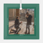 First Christmas Engaged Photo Green Glas Ornament (Voorkant)