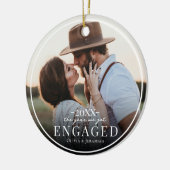 First Christmas Engaged Photo Keramisch Ornament (Links)