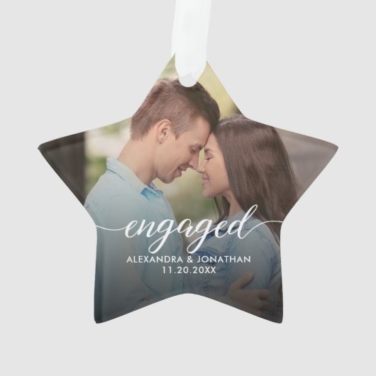 First Christmas Engaged White overlay Custom Photo Ornament (achterkant)