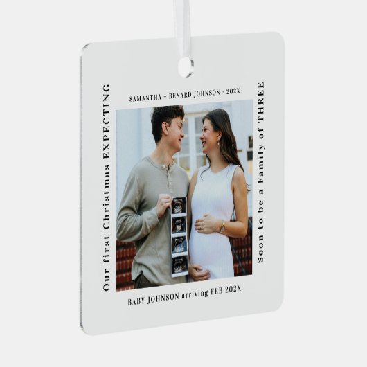 First Christmas Expecting Pregnancy Announcement Metalen Ornament (Voorkant Rechts)