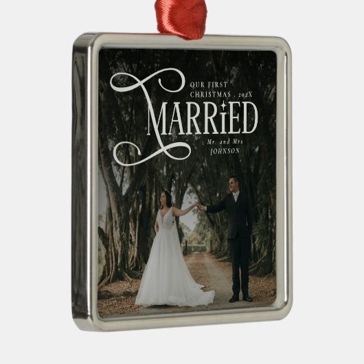 First Christmas Married Mr & Mrs Couples Photo  Metalen Ornament (Rechts)