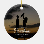 First Christmas Mommy Daddy Family Silhouette Keramisch Ornament (Achterkant)