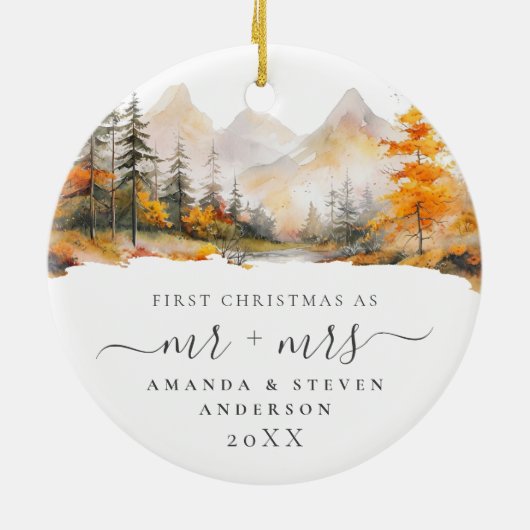 First Christmas Mr Mrs Mountain Forest Wedding Keramisch Ornament (Achterkant)