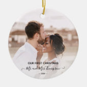 First Christmas Photo Mr Mrs  Script Newlyweds  Keramisch Ornament (Voorkant)