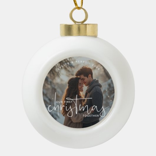 First Christmas Together Couple Name Photo Keramische Bal Ornament (Voorkant)