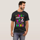 First Day Of 1st Grade Pray For My Teacher Back To T-shirt (Voorkant volledig)