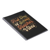 First Day of School Teacher Vibes Back to School  Notitieboek (Rechterzijde)
