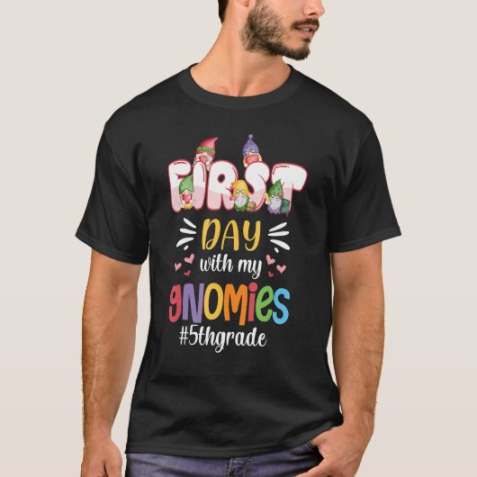 First Day With My Gnomies 5th Grade Back To School T-shirt (Voorkant)