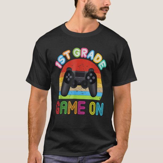 First Grade Back To School Video Gamer Game On 1st T-shirt (Voorkant)