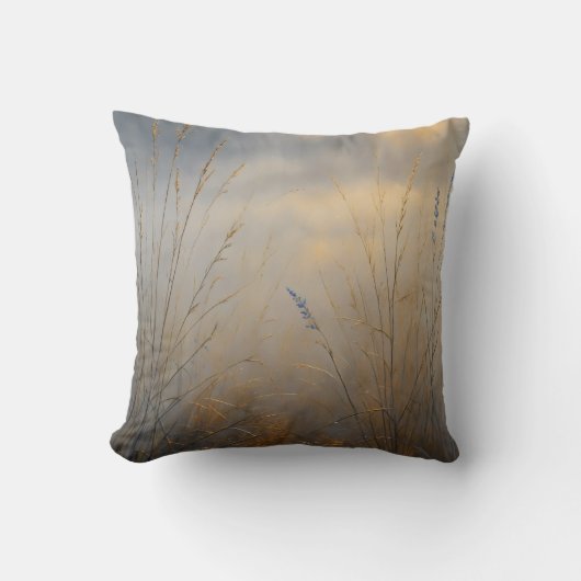 First Light Kin Becoming Throw Pillow Kussen (Voorkant)