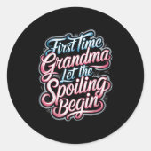 First Time Grandma Let The Siling Begin 2025 New G Ronde Sticker (Voorkant)