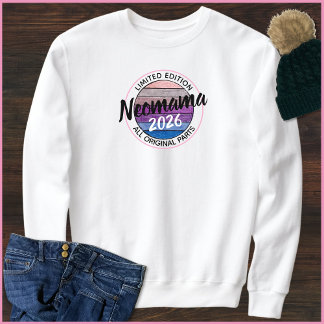 First Time Mom 2026 Modern Text Vintage Sunset Trui