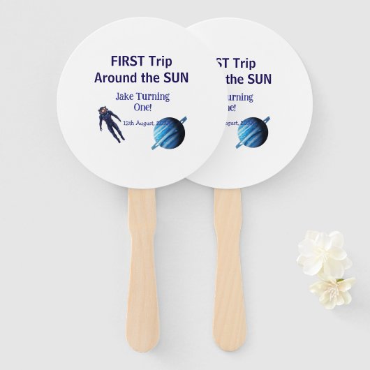 First trip around the sun planet astronaut birthda handwaaier (Voorkant en achterkant)