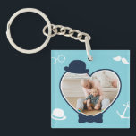 First Vaderdag Custom Photo Cool Hipster Dad Sleutelhanger<br><div class="desc">Een persoonlijke Vaderdag gave voor je vader om Vaderdag te vieren. Of het nu gaat om een nieuwe vader, stiefvader, oude en klassieke vader, of vader, de aangepaste tekstfunctie zal je bedekken. U kunt de tekst in uw gewenste formulering veranderen en uw eigen douanefoto uploaden. 1 vader in de wereld....</div>