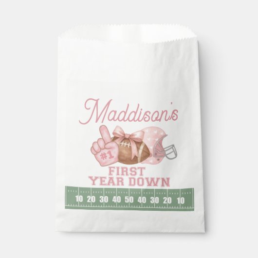 FIRST year down, Football Birthday, ONE  Bedankzakje (Voorkant)