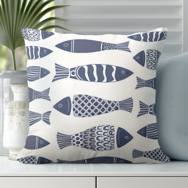 Fish Navy Blue Sierkussen (Transform Your Room with Coastal Throw Pillows.)