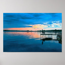 Fisherman en zijn hond op zonsondergang poster