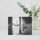 Fishermen under Whitby Pier, Whitby, North Yorks. Briefkaart (Staand voorkant)