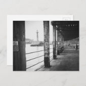 Fishermen under Whitby Pier, Whitby, North Yorks. Briefkaart (Voorkant / Achterkant)