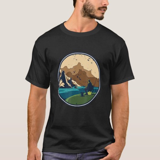 Fishing Trip a with a Man Fishing At a River T-shirt (Voorkant)