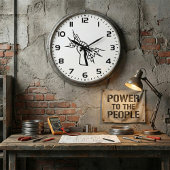 Fist Holding Lightning Bolt Bold Power Grote Klok