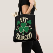 Fit Shaced Grappige St. Patrick's Dag Iers Tote Bag (Dichtbij)